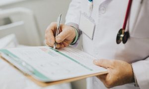 Abandono de tratamento e responsabilidade médica
